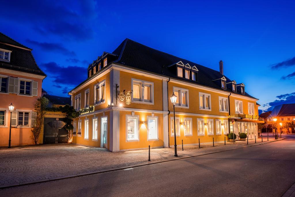 Hotel Adler Post Шветцинген Экстерьер фото